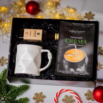 Zestaw Kawa z Kubkiem i Syropem – Zimowy Komfort