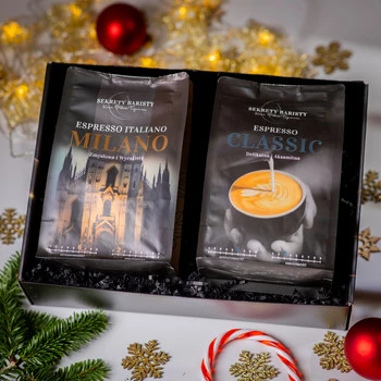 Zestaw Kawowy Premium – Wieczór przy Choince